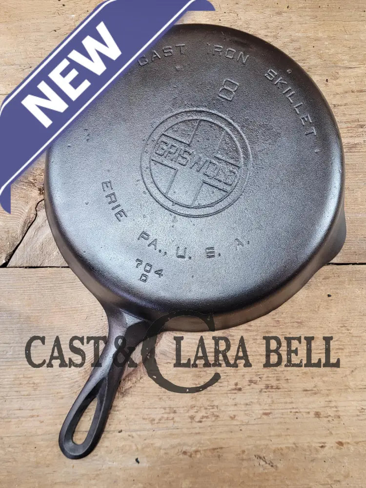 The Classic! 1930’S Griswold #8 Cast Iron Skillet With Large Block Logo 704 D