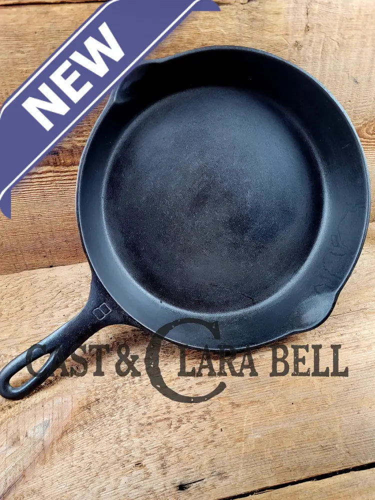 The Classic! 1930’S Griswold #8 Cast Iron Skillet With Large Block Logo 704 D