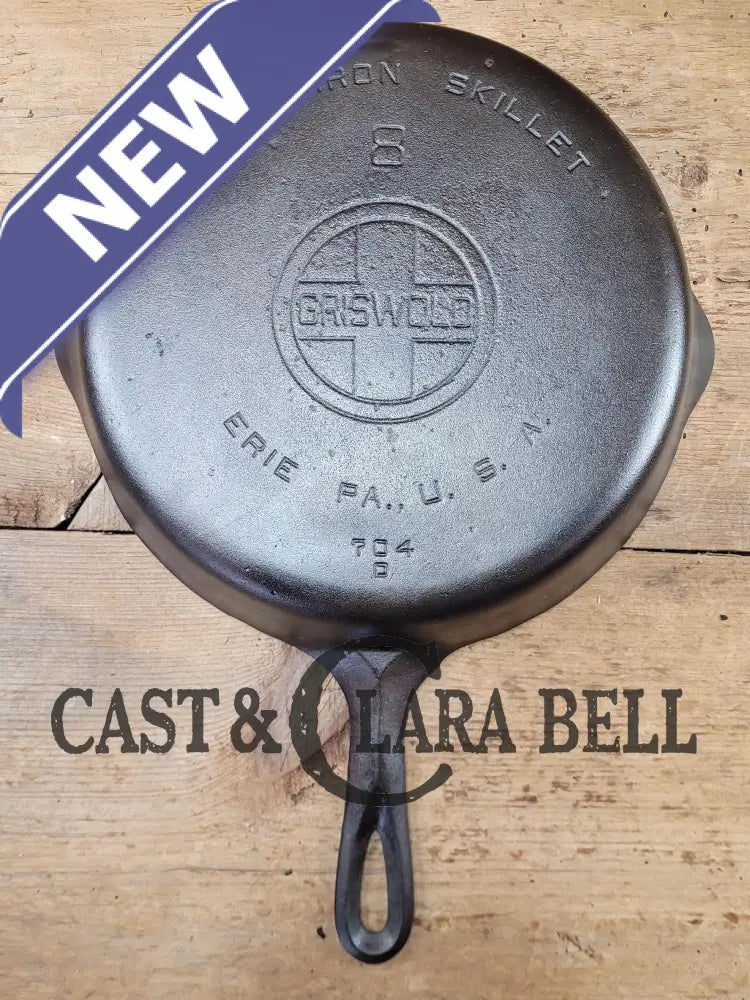 The Classic! 1930’S Griswold #8 Cast Iron Skillet With Large Block Logo 704 D