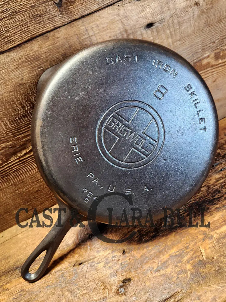 The Classic! 1930’S Griswold #8 Cast Iron Skillet With Large Block Logo 704 D