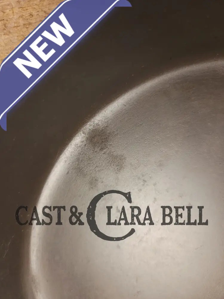 The Classic! 1930’s Griswold #8 Cast Iron Skillet with Large Block Logo 704 L. Skillet