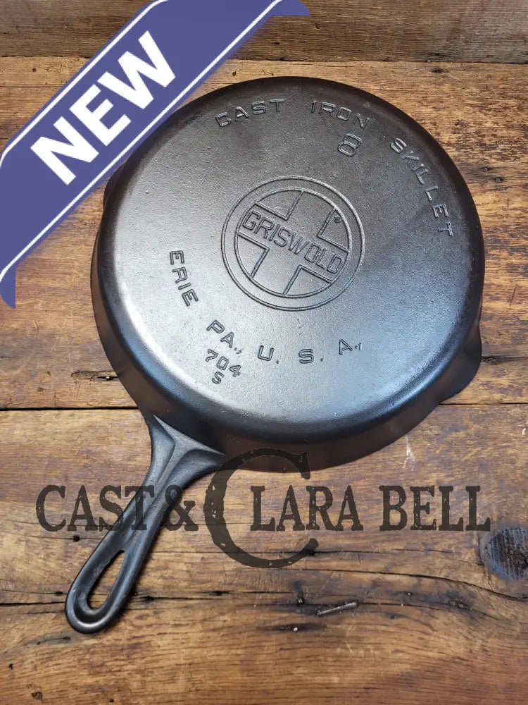 The Classic! 1930’S Griswold #8 Cast Iron Skillet With Large Block Logo 704 S