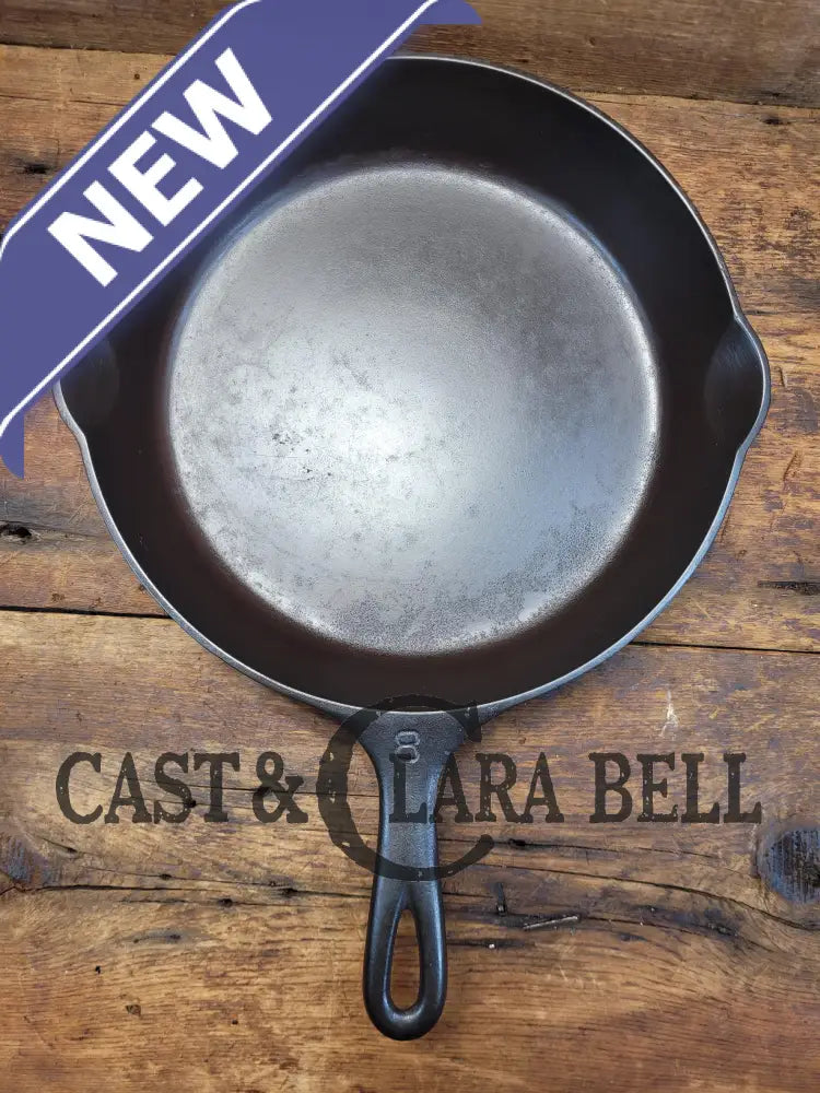 The Classic! 1930’S Griswold #8 Cast Iron Skillet With Large Block Logo 704 S