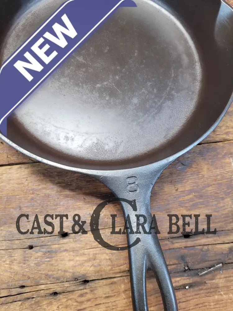 The Classic! 1930’S Griswold #8 Cast Iron Skillet With Large Block Logo 704 S