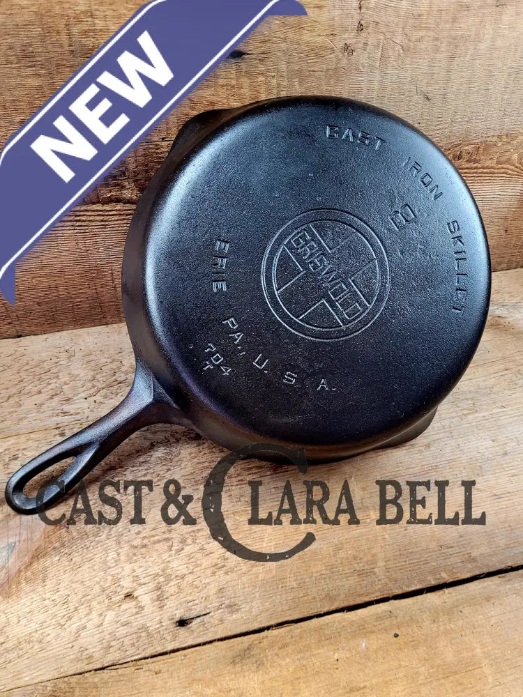 The Classic! 1930’S Griswold #8 Cast Iron Skillet With Large Block Logo 704 T