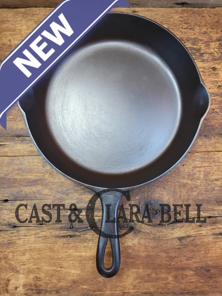 The Classic! 1930's Griswold 8 Cast Iron Skillet with Large Block Log