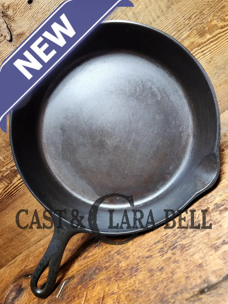 The Classic! 1930S Griswold #8 Cast Iron Skillet With Large Block Logo 704 W