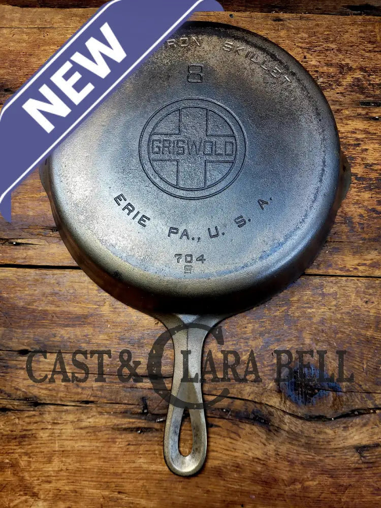 The Classic! 1930’S Griswold #8 Large Block Logo 704 S Cast Iron Skillet. Inside Black Iron