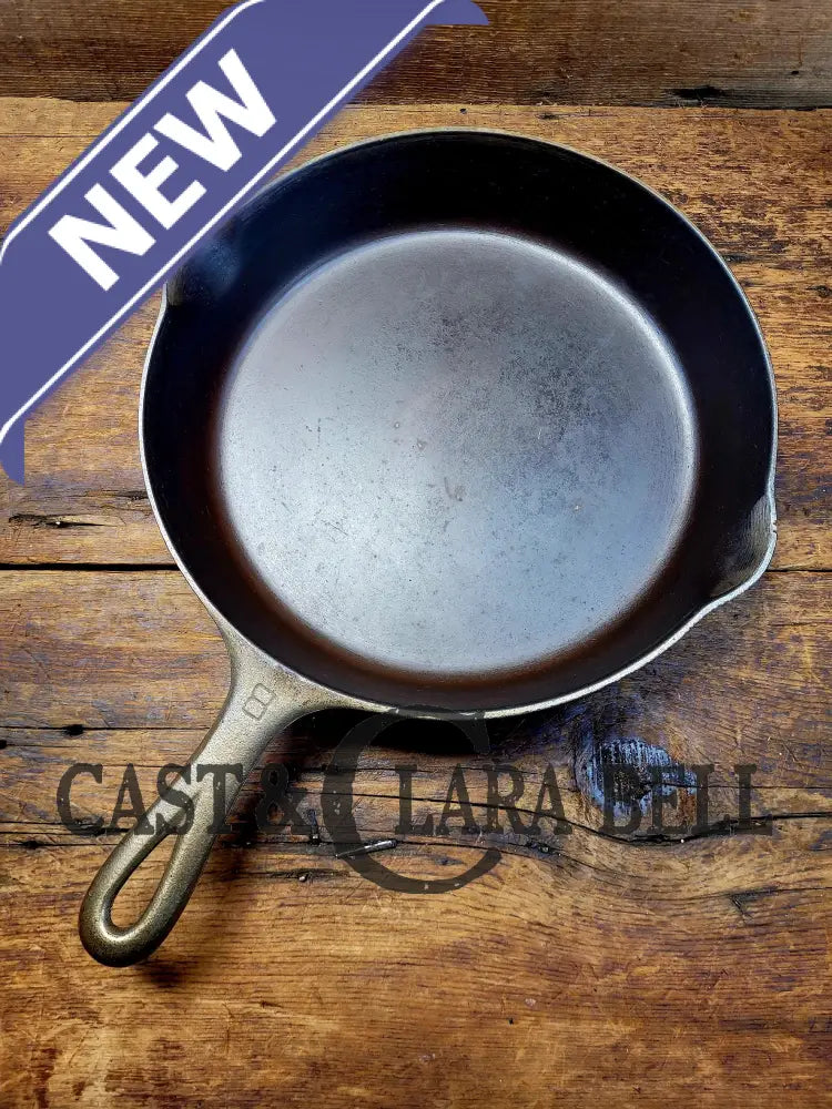 The Classic! 1930’S Griswold #8 Large Block Logo 704 S Cast Iron Skillet. Inside Black Iron