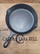 The Classic! 1930’S Griswold No. 8 Skillet With Small Block Logo And Smooth Bottom 704 T.