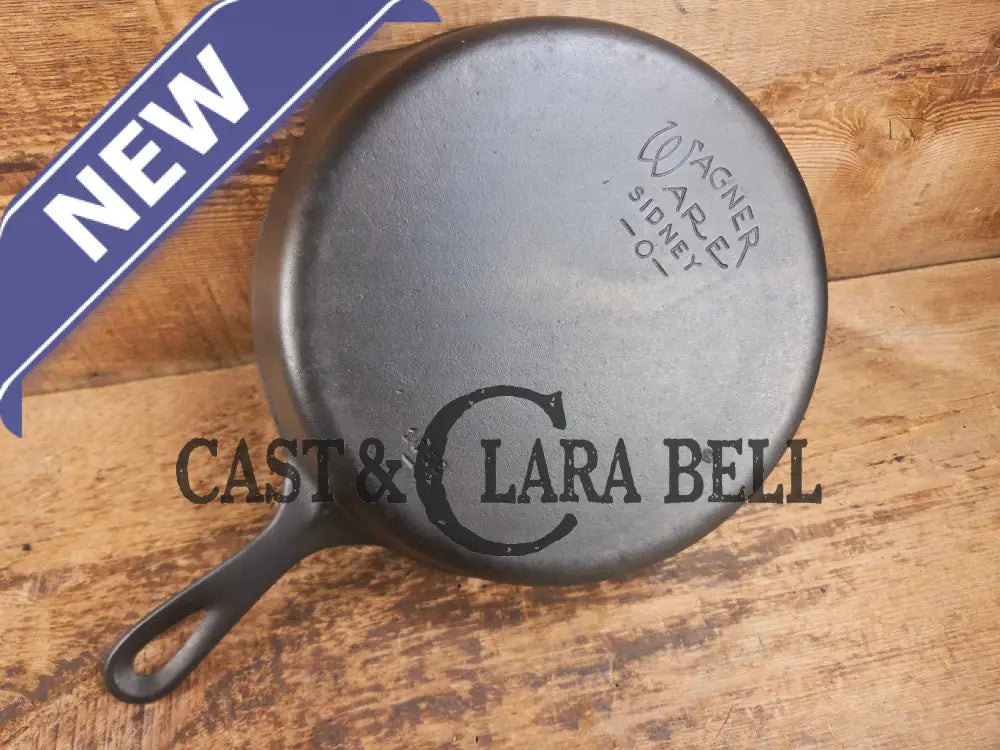 The Classic! 1930’s Wagner Ware #8 Cast Iron Skillet with Stylized Logo 1058 Skillet