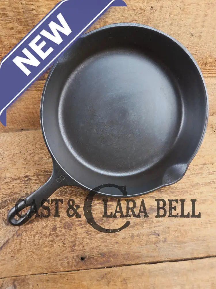The Classic! 1930’s Wagner Ware #8 Cast Iron Skillet with Stylized Logo 1058 E Skillet