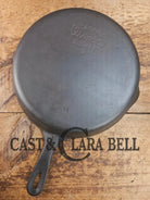 The Classic! 1930’s Wagner Ware #8 Cast Iron Skillet with Stylized Logo 1058 E Skillet