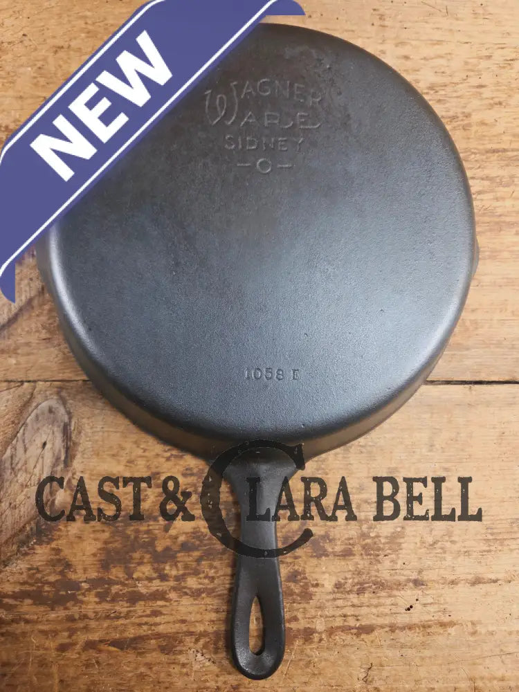 The Classic! 1930’s Wagner Ware #8 Cast Iron Skillet with Stylized Logo 1058 E Skillet