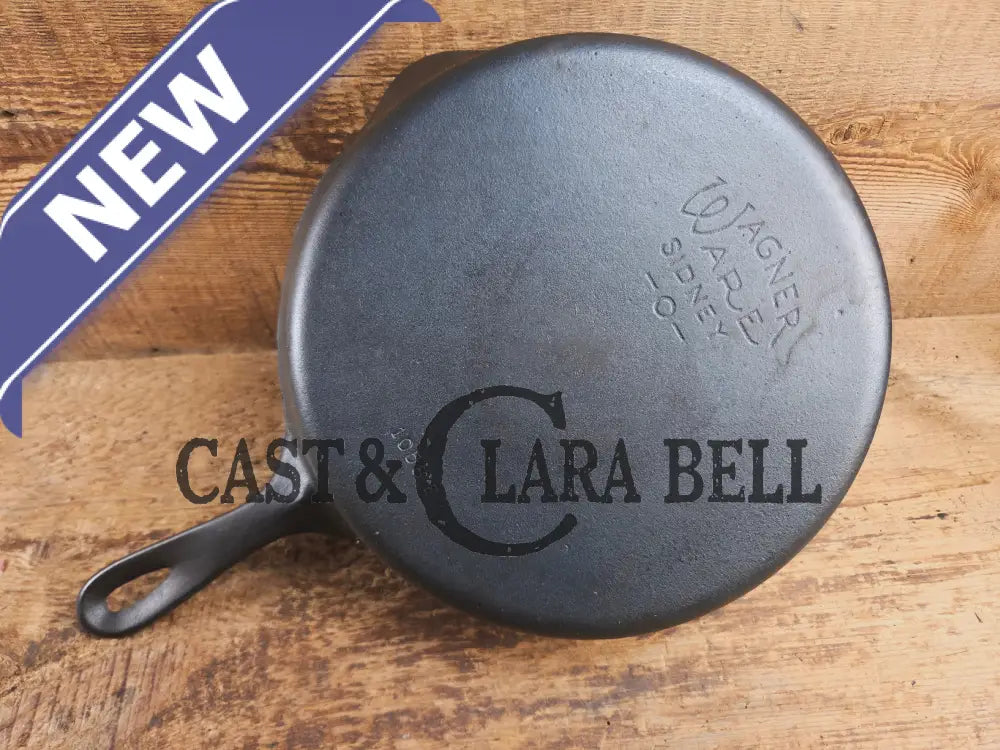 The Classic! 1930’s Wagner Ware #8 Cast Iron Skillet with Stylized Logo 1058 E Skillet