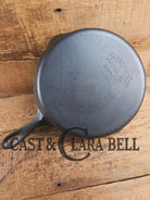 The Classic! 1930’s Wagner Ware #8 Cast Iron Skillet with Stylized Logo 1058 E Skillet