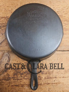 The Classic! 1930’s Wagner Ware #8 Cast Iron Skillet with Stylized Logo 1058 E Skillet