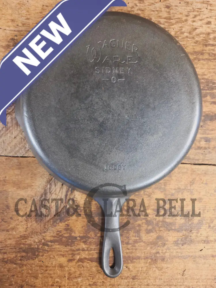 The Classic! 1930’s Wagner Ware #8 Cast Iron Skillet with Stylized Logo 1058 Y - Skillet