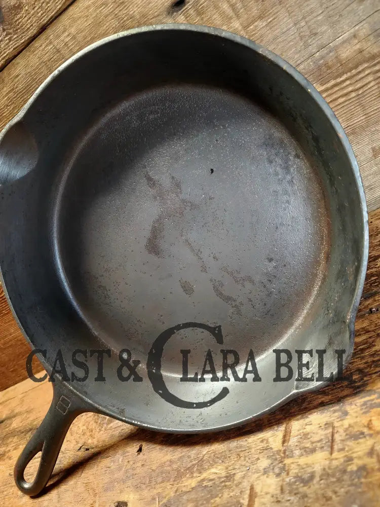 The Classic! 1940’S Griswold No. 8 Cast Iron Skillet With Small Block Logo And Smooth Bottom 704 G