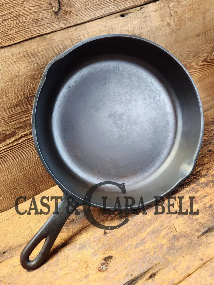 The Classic 8! 1940’S Early Birmingham Stove & Range Red Mountain Series #8 Skillet 8C