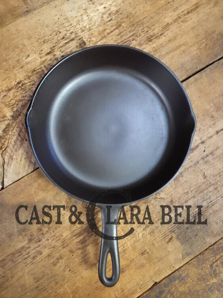 The Classic 8! 1940’s early Birmingham Stove & Range Red Mountain Series #8 Skillet 8C Skillet
