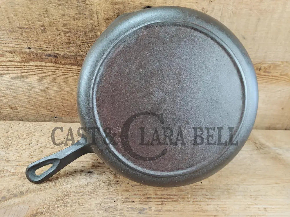 The Classic 8! 1940’s early Birmingham Stove & Range Red Mountain Series #8 Skillet 8C