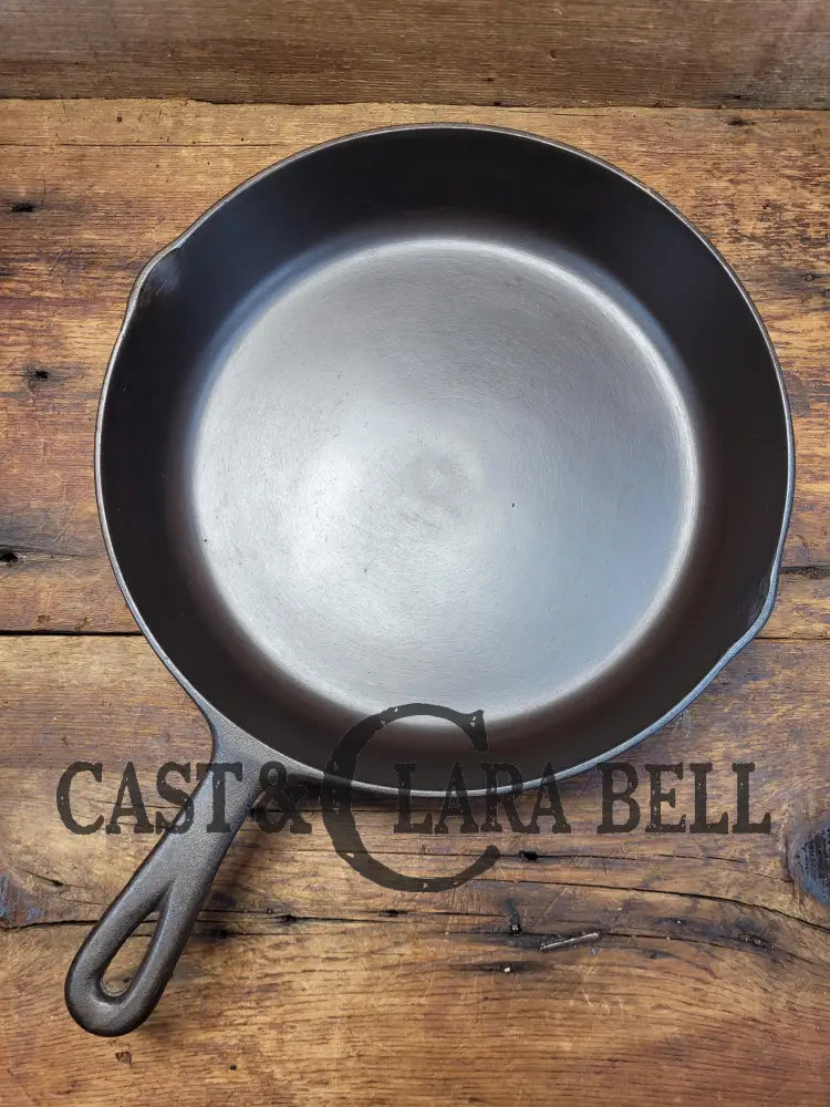 The Classic 8! 1940’S Early Birmingham Stove & Range Red Mountain Series #8 Skillet 8N