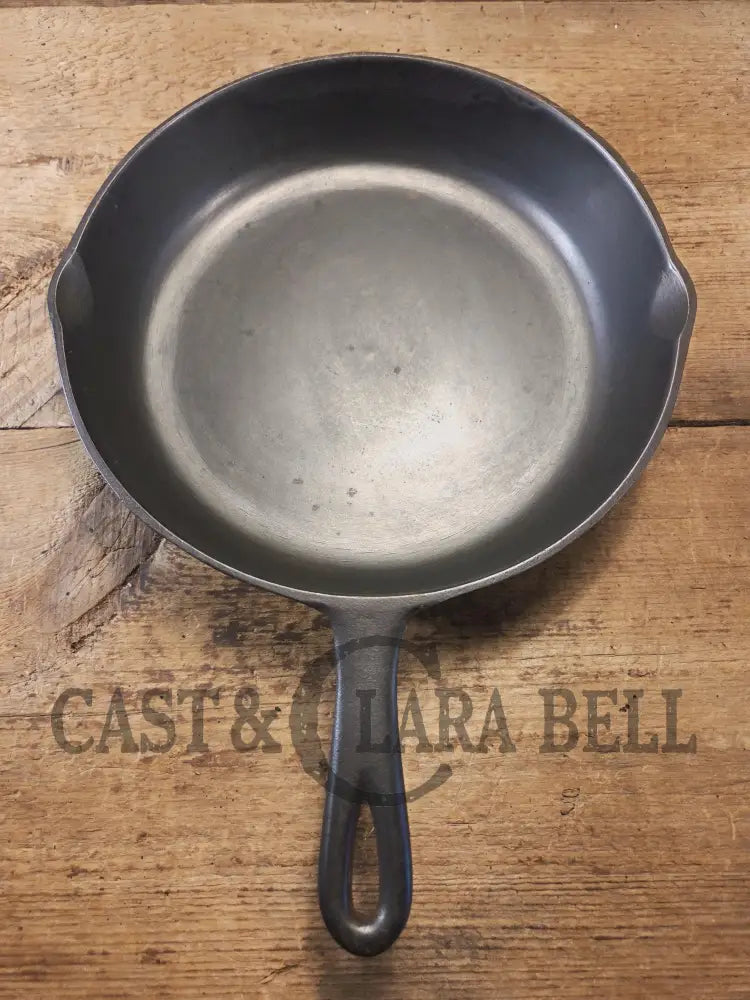 The Classic 8! 1940’s early Birmingham Stove & Range Red Mountain Series #8 Skillet 8Y Skillet