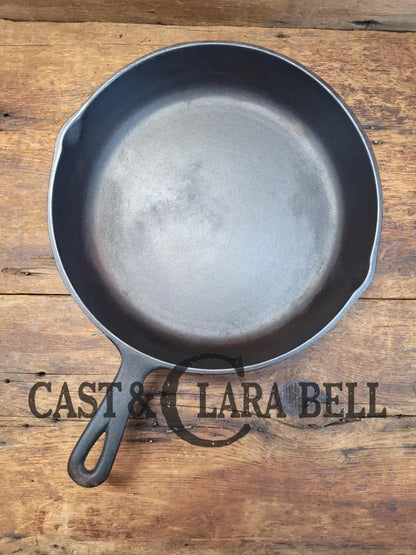 The Classic 8! 1940’S Early Birmingham Stove & Range Red Mountain Series #8 Skillet 8 With Four