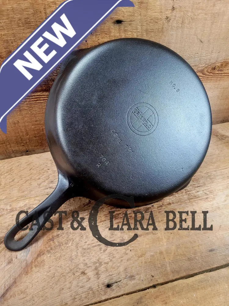 The Classic 8! 1940’s Griswold No. 8 Cast Iron Skillet with Small Block Logo 704 R Skillet