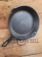 The Classic 8! 1940’s Iron Mountain by Griswold #8 Skillet with Heat Ring 1033. Unique brand from an iconic company