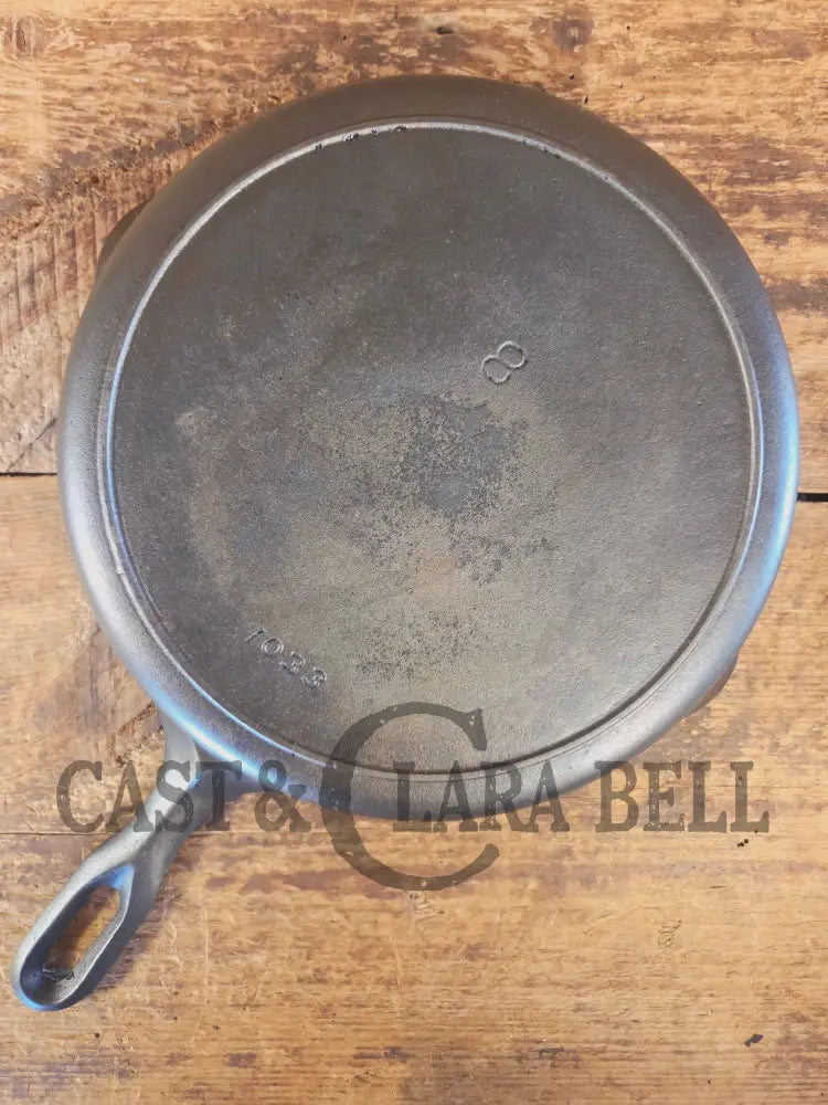 The Classic 8! 1940’s Iron Mountain by Griswold #8 Skillet with Heat Ring 1033. Unique brand from an iconic company