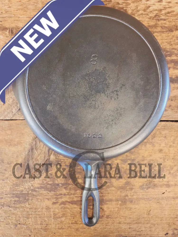 The Classic 8! 1940’s Iron Mountain by Griswold #8 Skillet with Heat Ring 1033. Unique brand from an iconic company