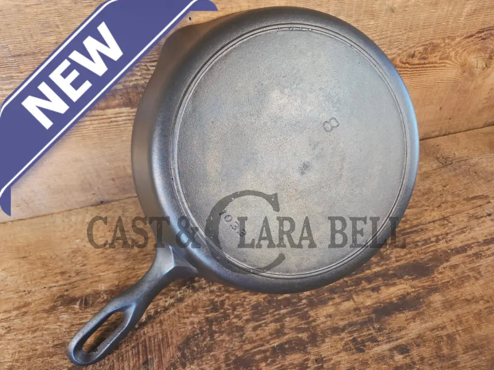 The Classic 8! 1940’s Iron Mountain by Griswold #8 Skillet with Heat Ring 1033. Unique brand from an iconic company
