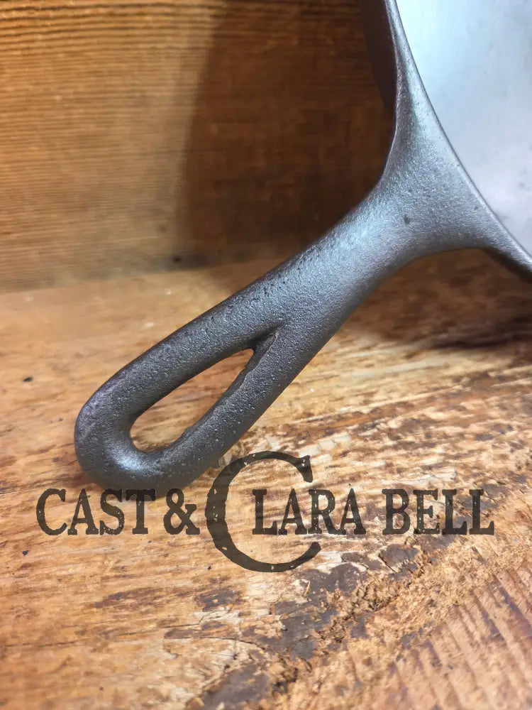 The Classic #8 Favorite made Puritan No. 8 Cast Iron Skillet Skillet