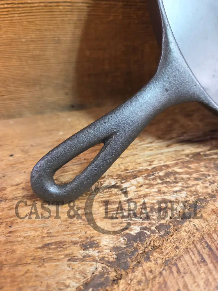 The Classic #8 Favorite made Puritan No. 8 Cast Iron Skillet Skillet
