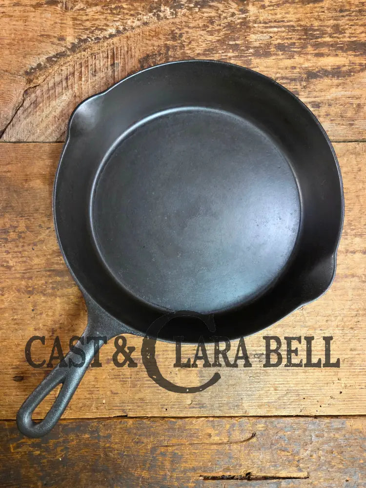The Classic #8 Favorite made Puritan No. 8 Cast Iron Skillet Skillet