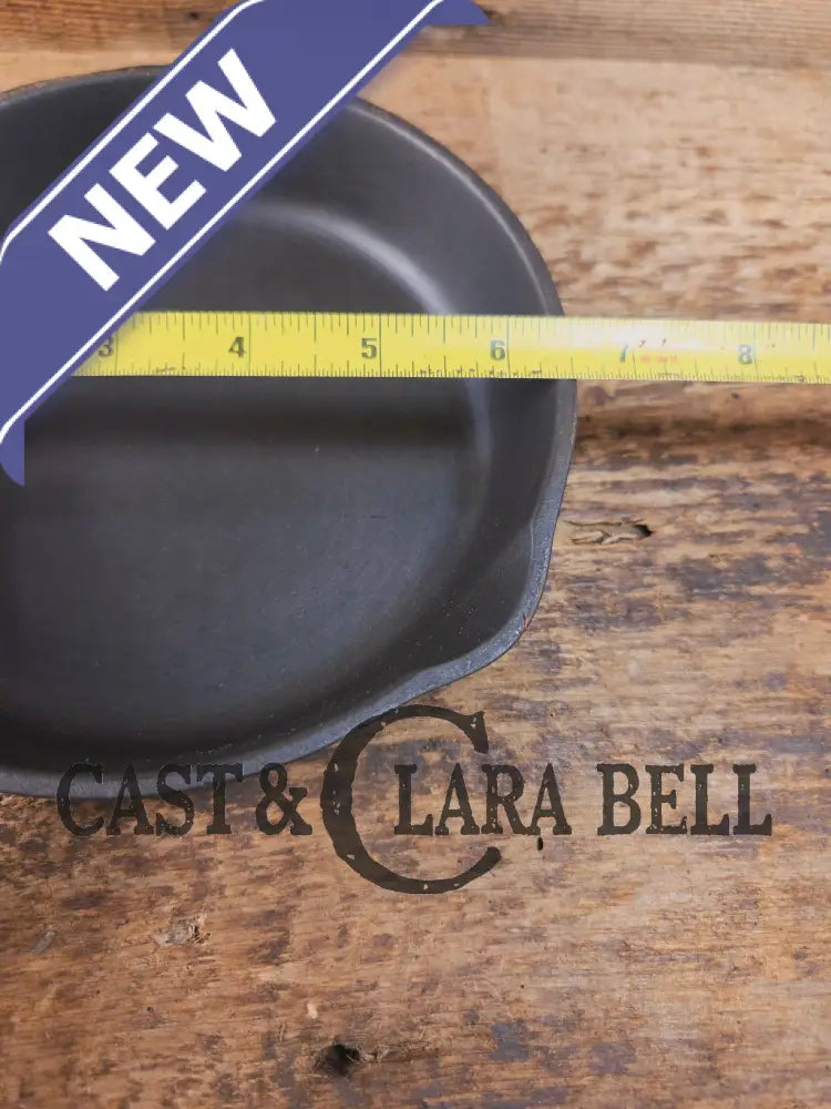 The Classic Egg Skillet. 1930’s Wagner Ware #3 Cast Iron Egg Skillet 1053 Z Skillet