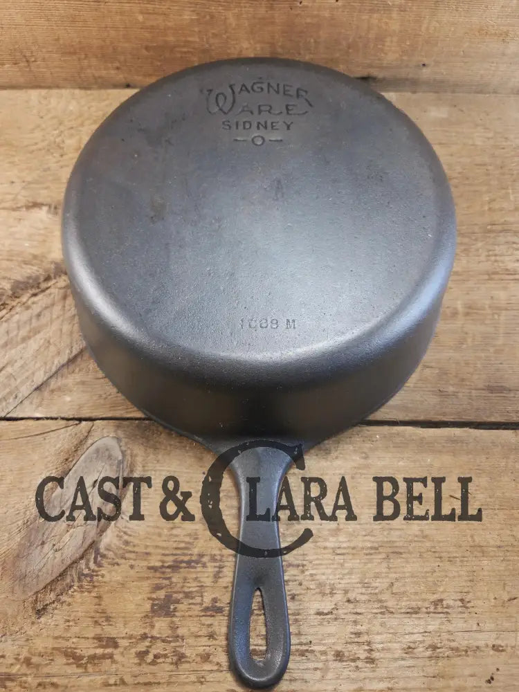 The Classic fryer! Our most popular Wagner Ware #8 Cast Iron Chicken Fryer 1088 M SC24 Skillet