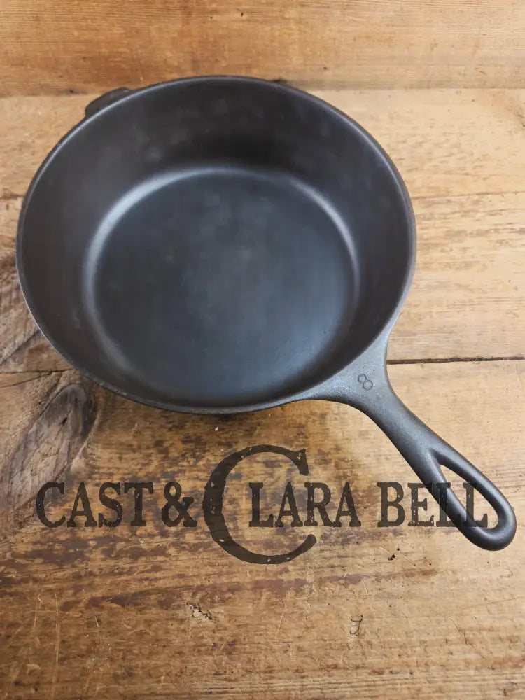 The Classic fryer! Our most popular Wagner Ware #8 Cast Iron Chicken Fryer 1088 Skillet