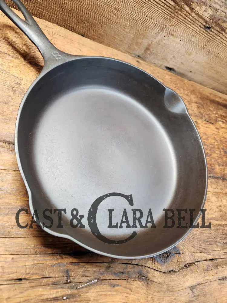 The Classic! Griswold #8 Cast Iron Skillet With Large Block Logo And Smooth Bottom 704