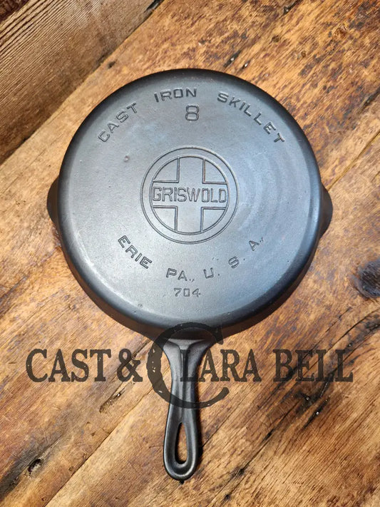 The Classic! Griswold #8 Cast Iron Skillet With Large Block Logo And Smooth Bottom 704