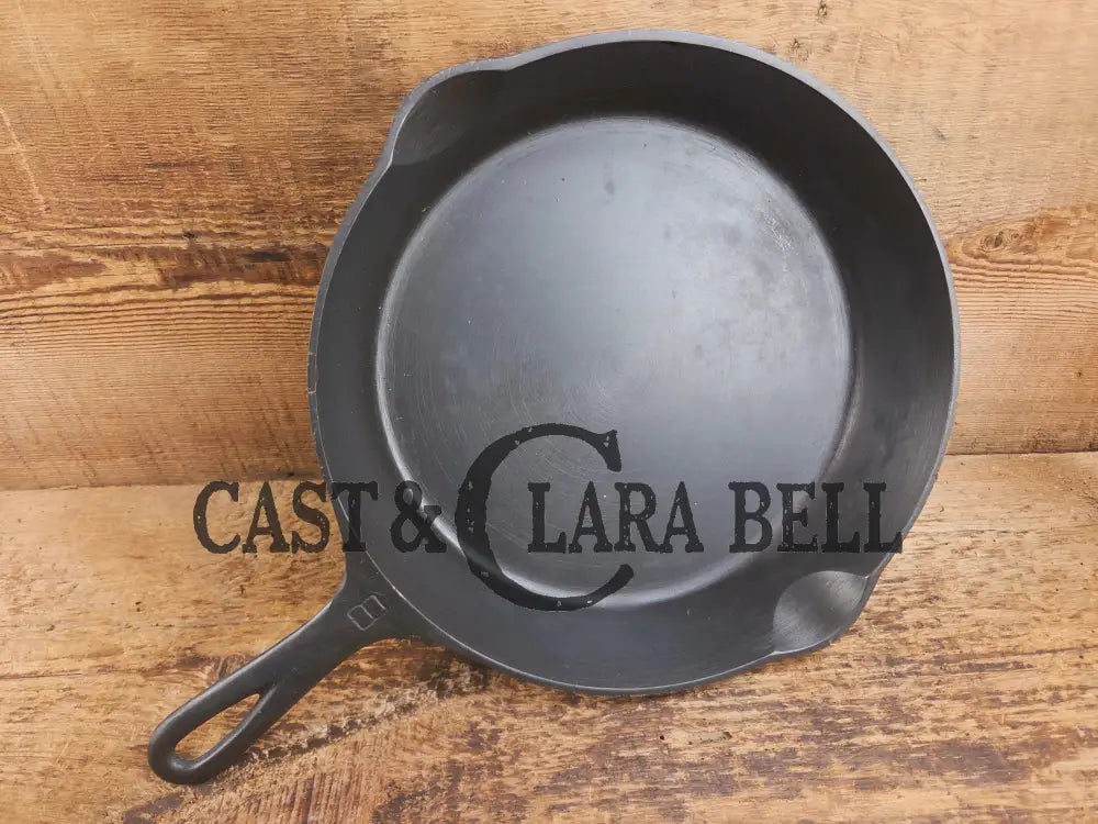 The Classic! Griswold #8 Skillet with Large Block Logo and Smooth Bottom Erie PA USA p/n 704 P - Skillet
