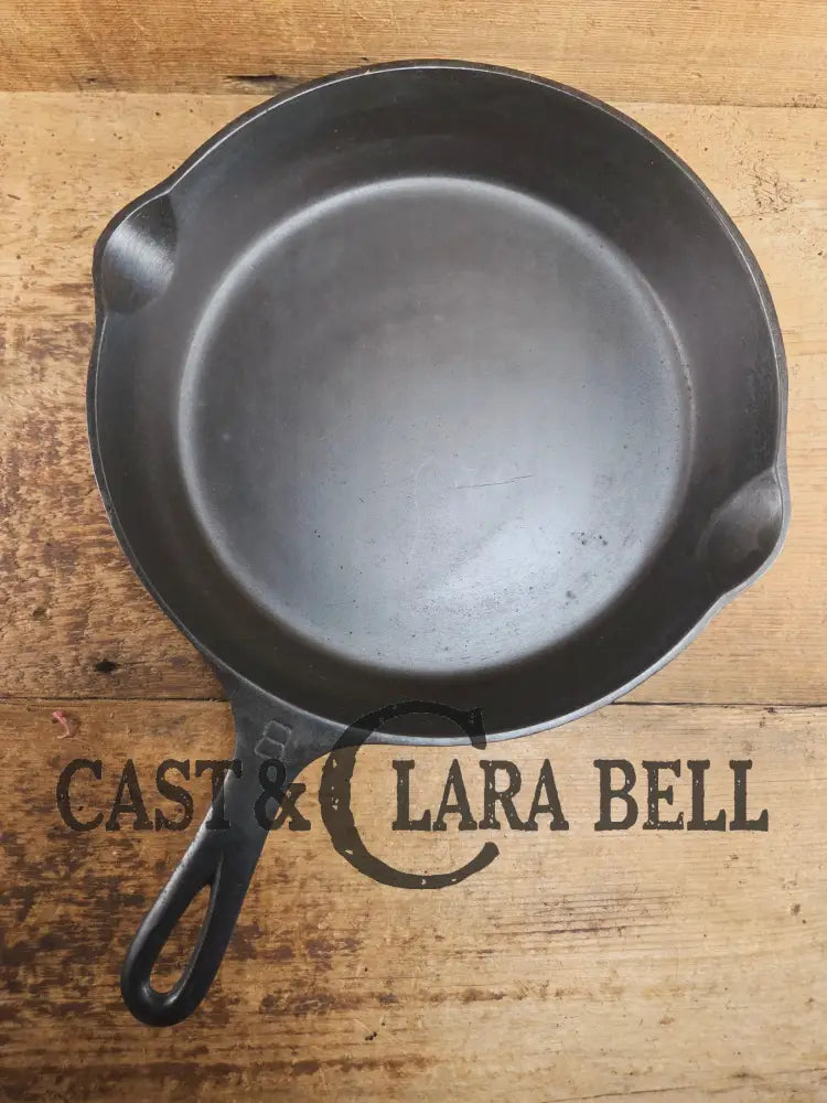 The Classic! Griswold #8 Skillet with Large Block Logo and Smooth Bottom Erie PA USA p/n 704 P Skillet