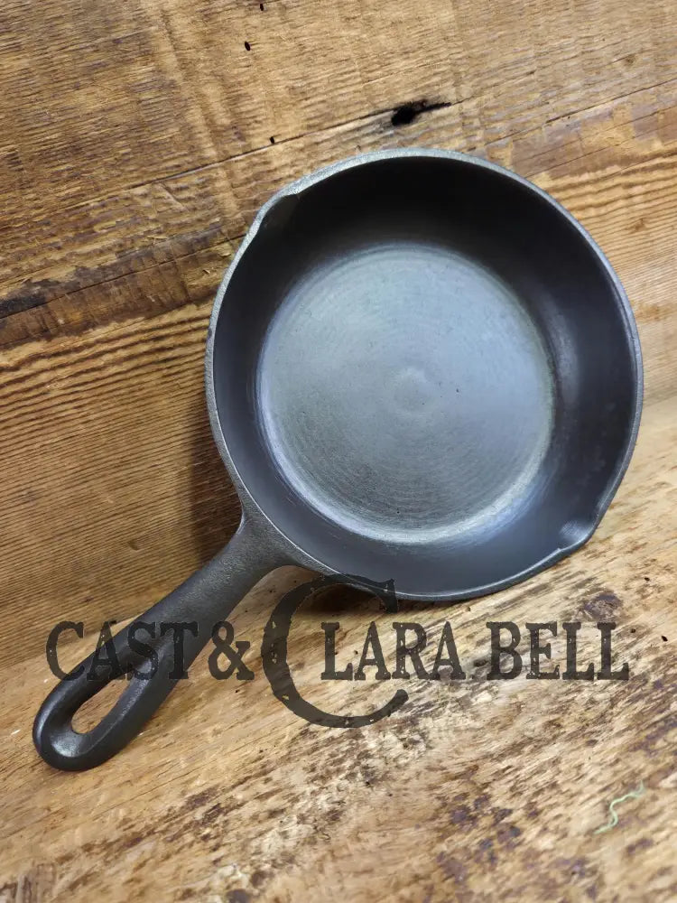 The Classic Southern Egg Skillet. Birmingham Stove & Range Century Series No. 3 Egg Skillet Skillet