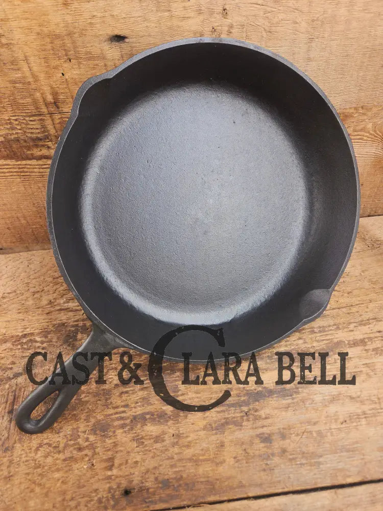The Classic southern skillet! Birmingham Stove & Range Century Series No. 8 Skillet Skillet