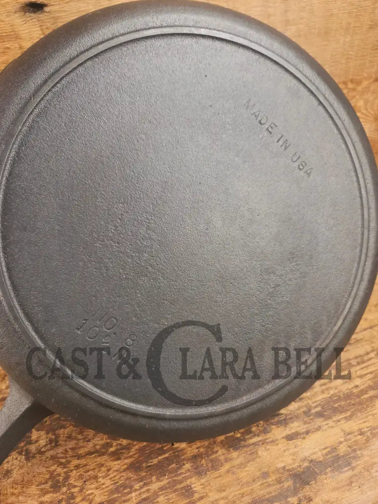 The Classic southern skillet! Birmingham Stove & Range Century Series No. 8 Skillet Skillet