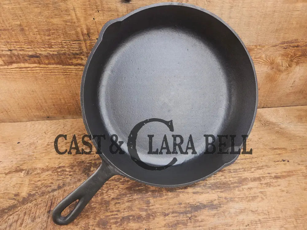 The Classic southern skillet! Birmingham Stove & Range Century Series No. 8 Skillet Skillet