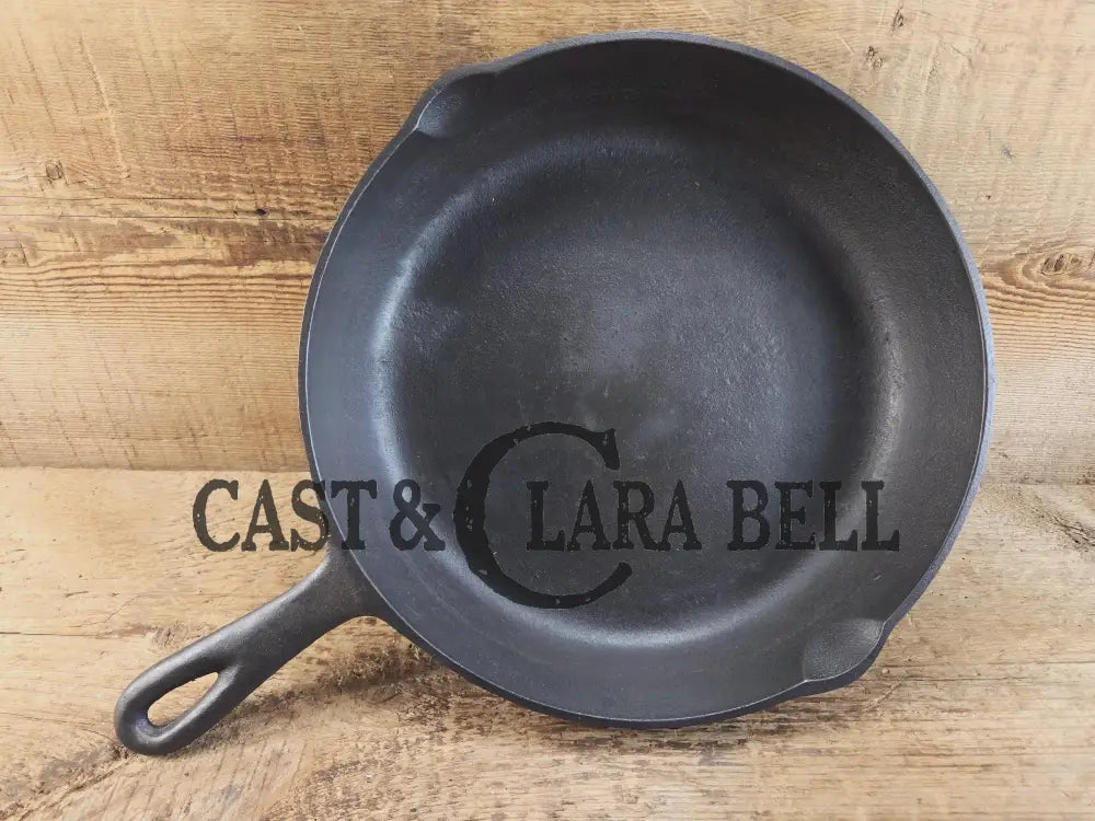 The Classic southern skillet! Birmingham Stove & Range Century Series No. 8 Skillet with Heat Ring Skillet
