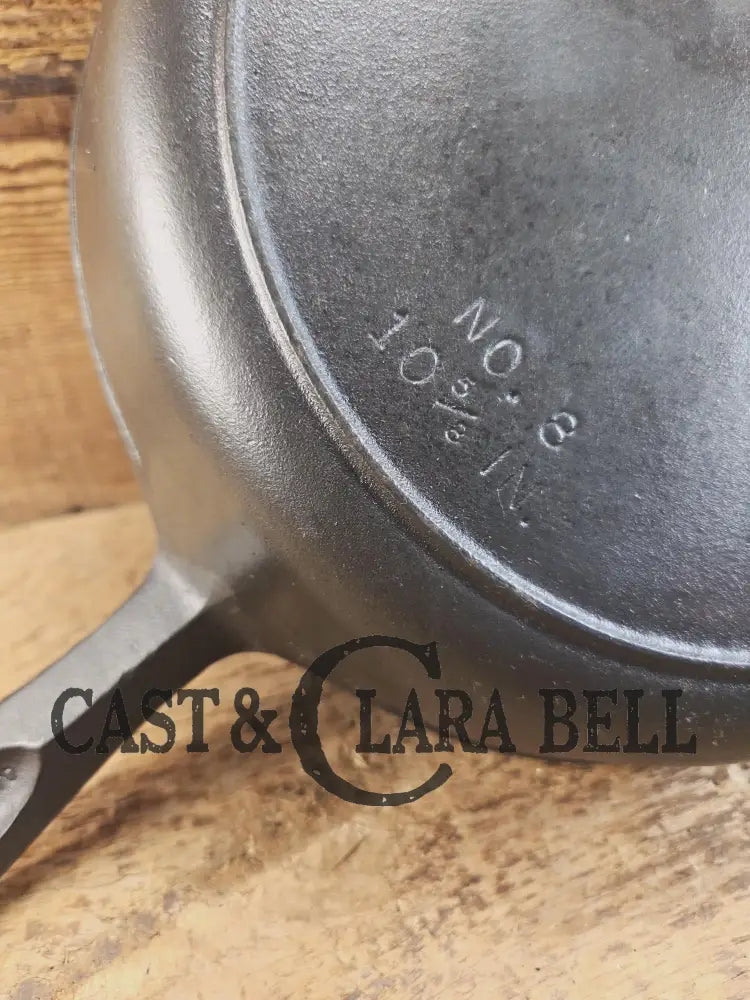 The Classic southern skillet! Birmingham Stove & Range Century Series No. 8 Skillet with Heat Ring Skillet